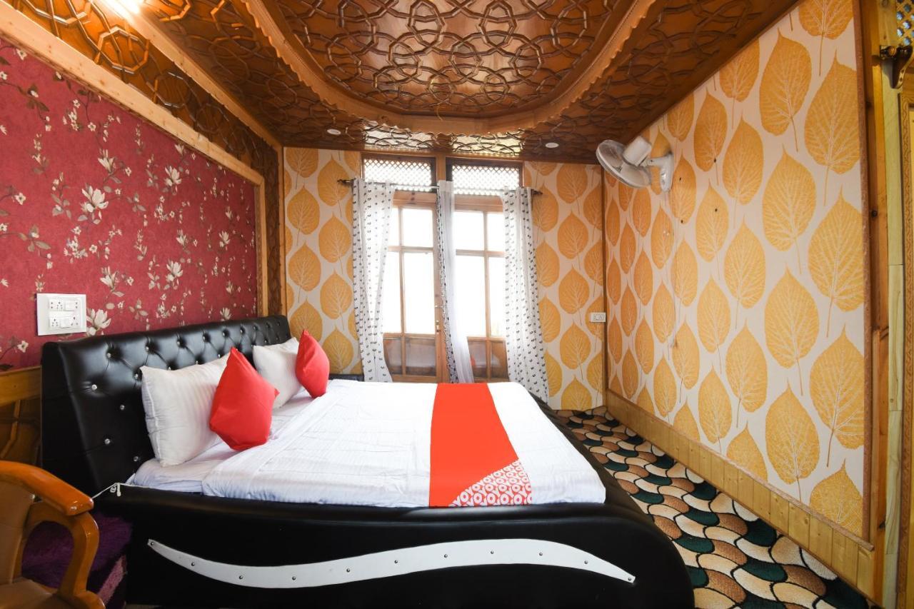 โอโย 66637 เมอร์ลิน กรุ๊ป ออฟ เฮาส์โบ๊ต Hotel ศรีนาการ์ ภายนอก รูปภาพ