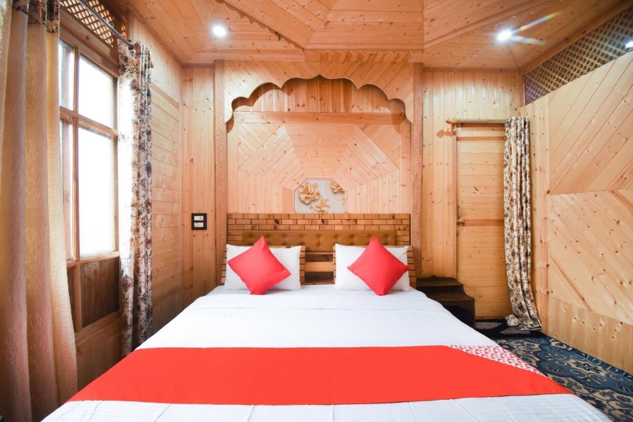 โอโย 66637 เมอร์ลิน กรุ๊ป ออฟ เฮาส์โบ๊ต Hotel ศรีนาการ์ ภายนอก รูปภาพ