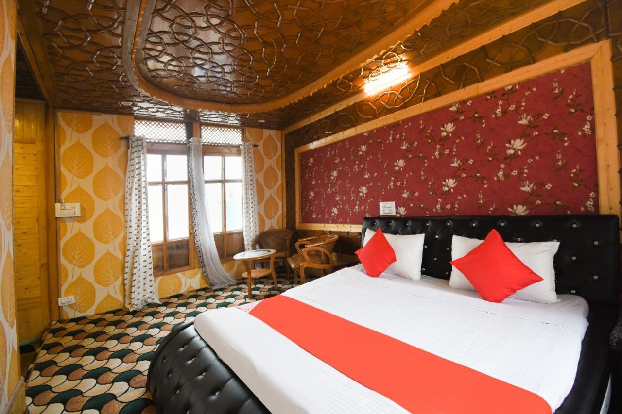 โอโย 66637 เมอร์ลิน กรุ๊ป ออฟ เฮาส์โบ๊ต Hotel ศรีนาการ์ ภายนอก รูปภาพ